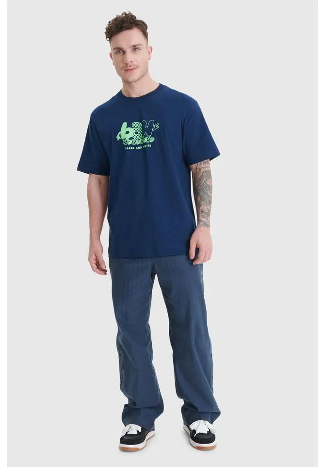 Camiseta Regular Baw Friends